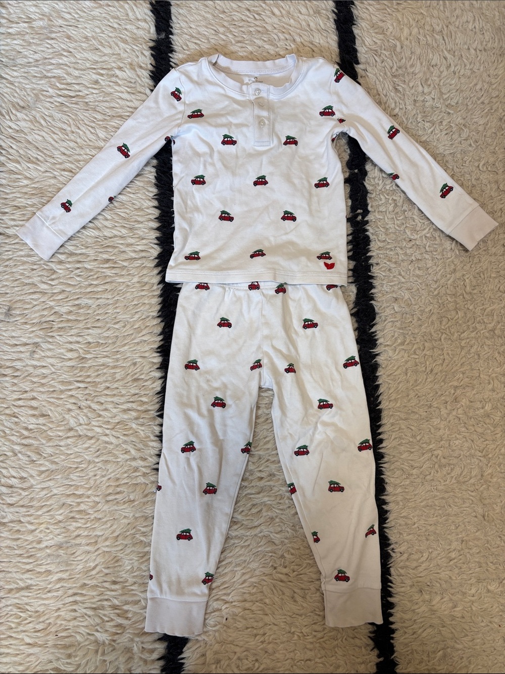 Petite Plume Snug Fit Pajama Set - Holiday Journey 3T